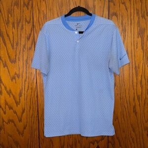 Nike Men's Light Blue Patterned Button Down Shirt